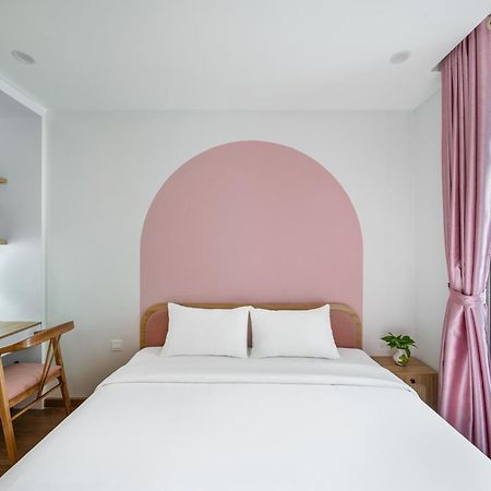 Moonlit Serviced Apartment Ханой Экстерьер фото