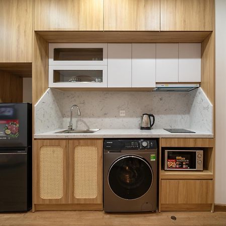 Moonlit Serviced Apartment Ханой Экстерьер фото